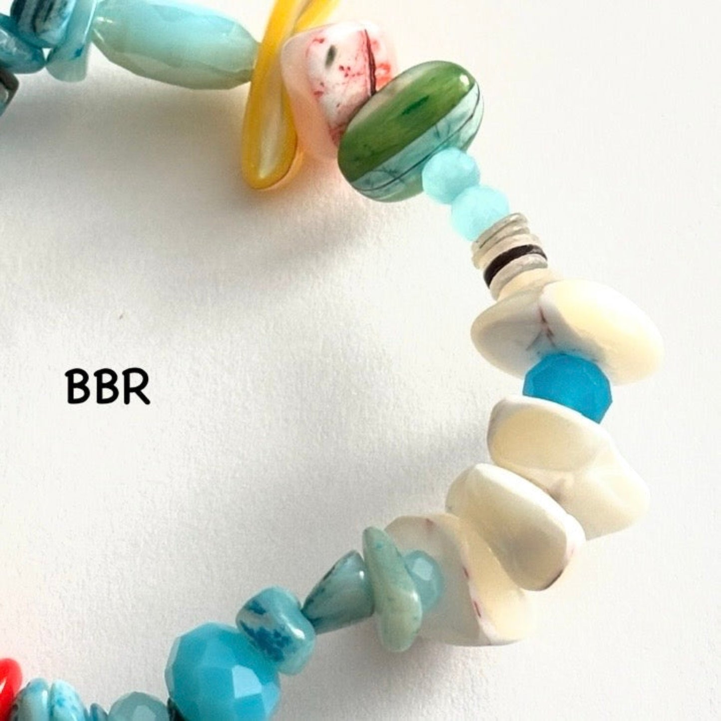 Colorful glass chip bead bracelet