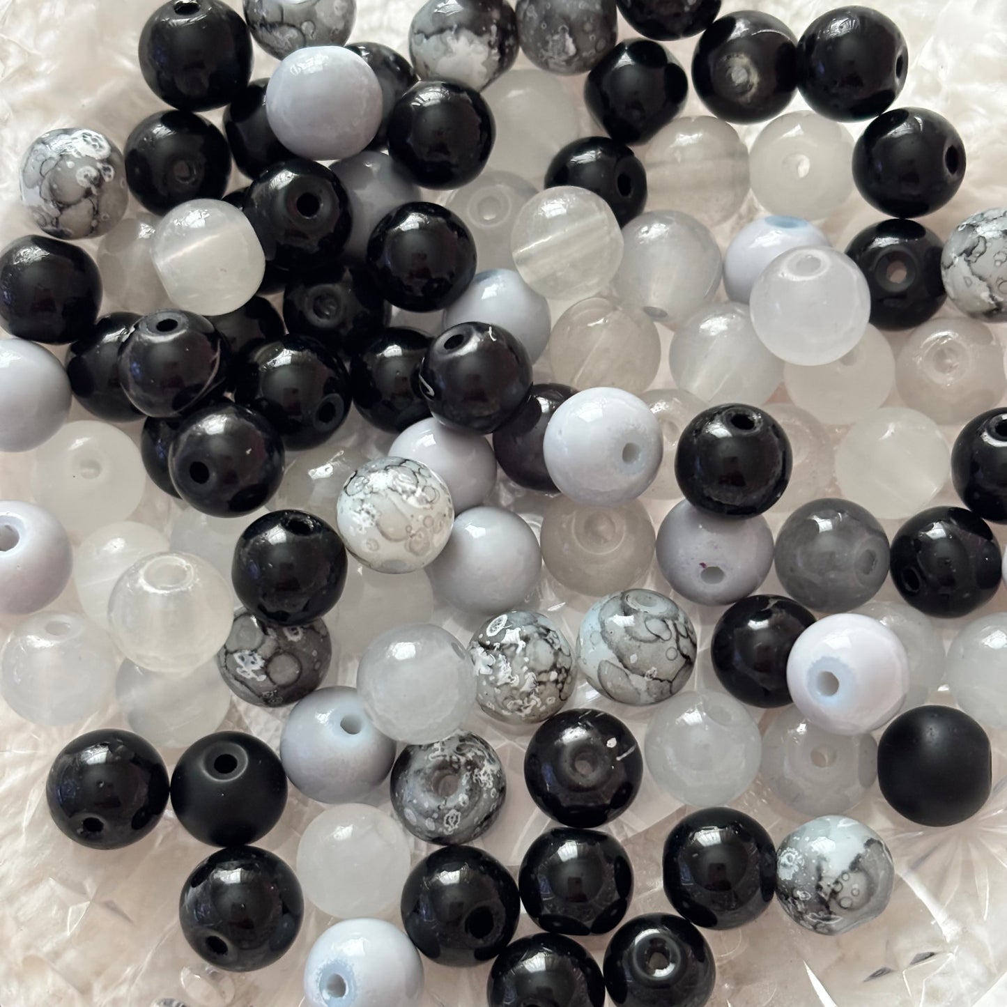 Black-Gray Bead Mix