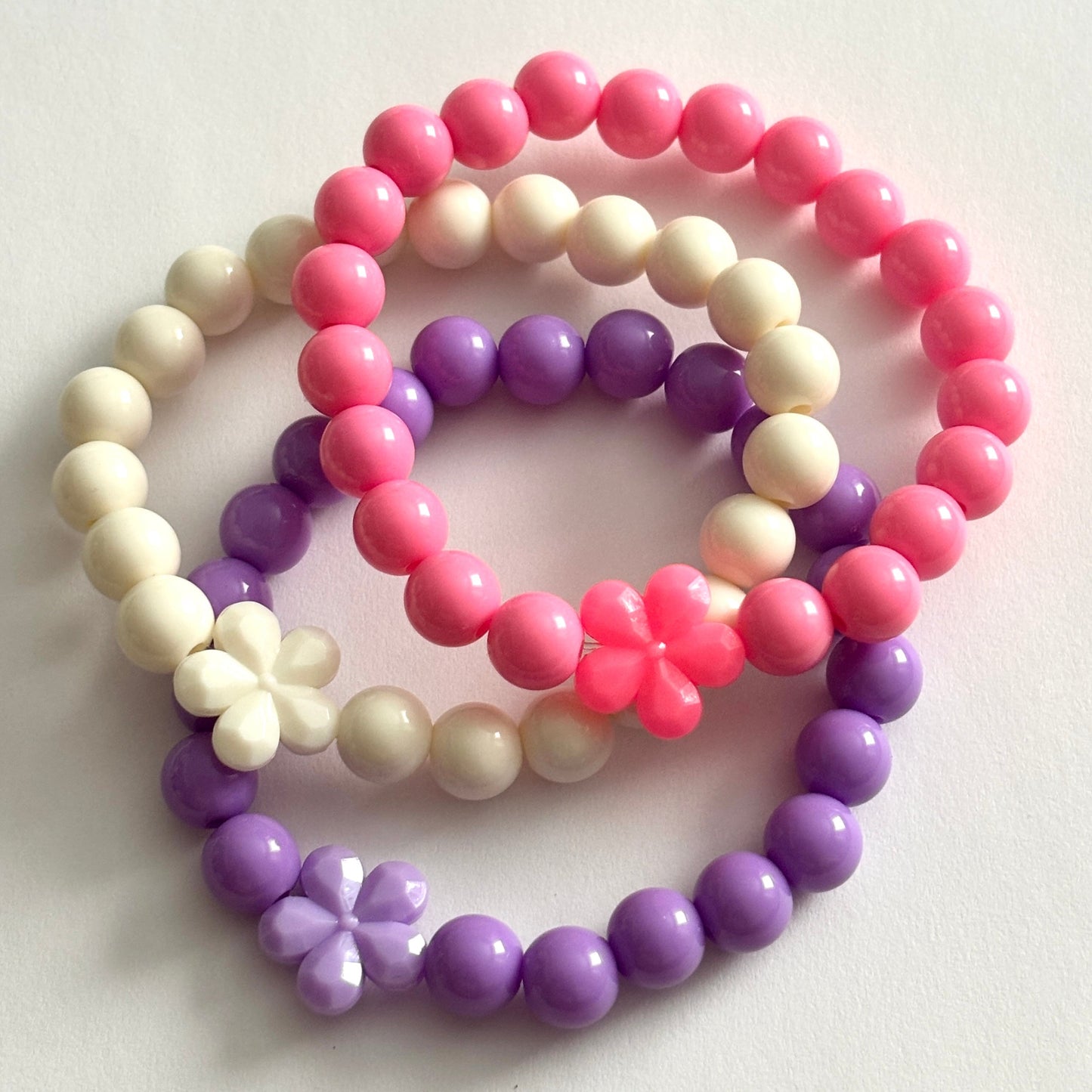 Flower Acrylic Bead Bracelet