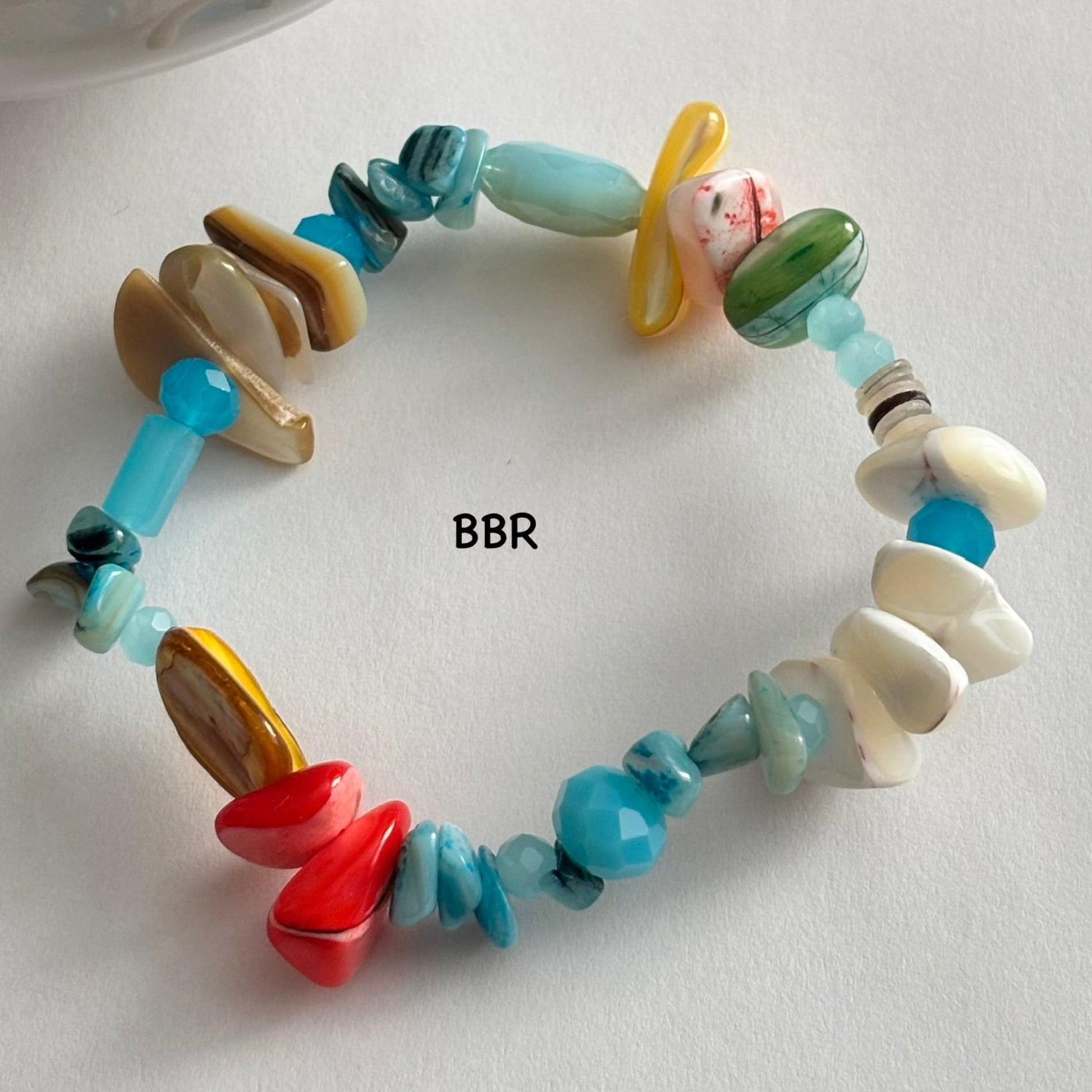Colorful glass chip bead bracelet